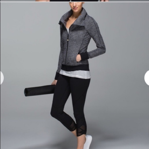 Be Present Jacket - Picture 3 of 6